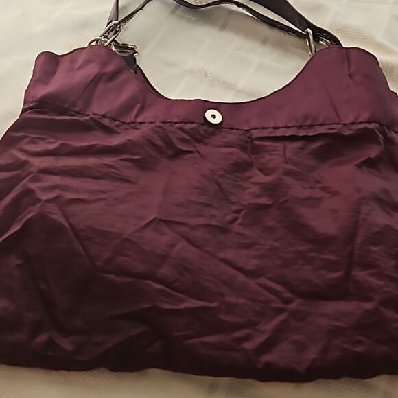 Calvin Klein Shoulder Bag Purple 12"×18" - Picture 13 of 16